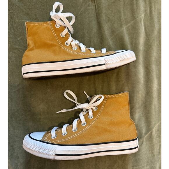 Unisex Converse Hi Top Chuck Taylor All Star Trainers "Burnt Honey" Gold - Picture 3 of 8